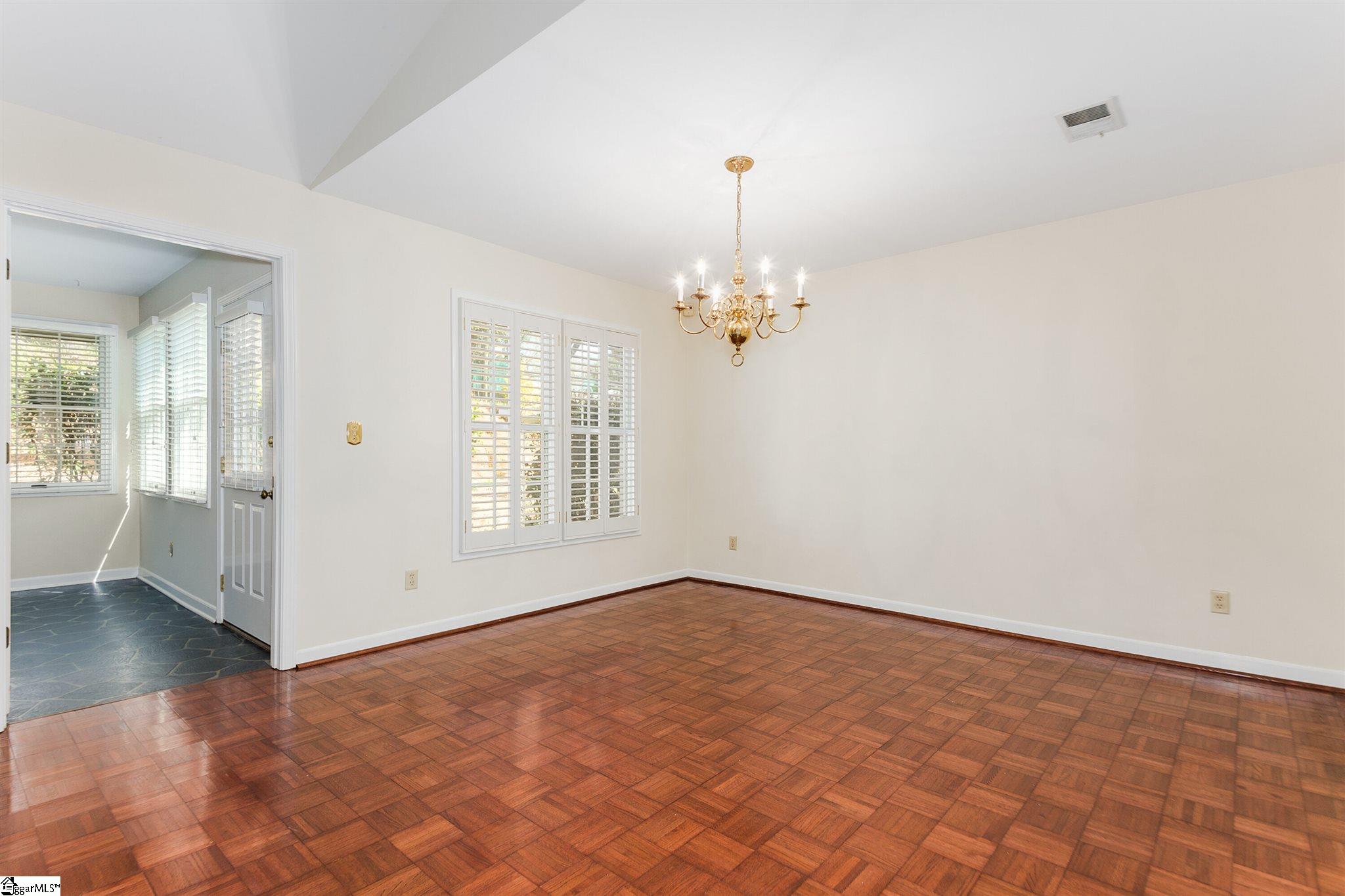 135 Hummingbird Ridge Greenville, SC 29605 - Photo 8 of 22 Gallery Image 8