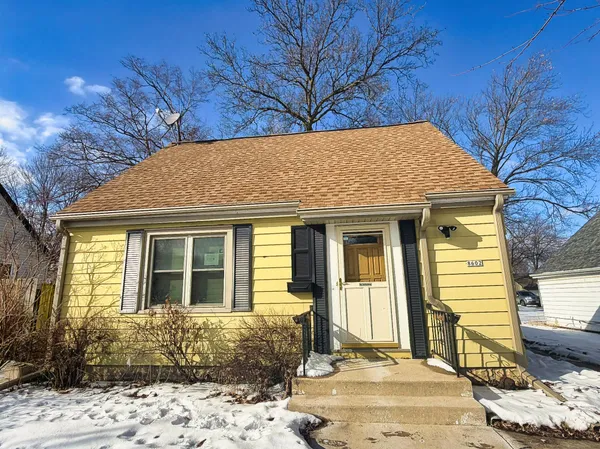 $230,000 | 8602 Beloit Road, Milwaukee, WI 53227