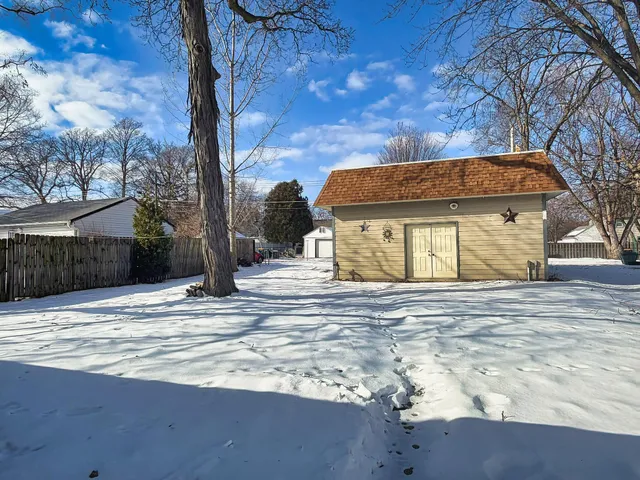 $245,000 | 8602 Beloit Road, Milwaukee, WI 53227