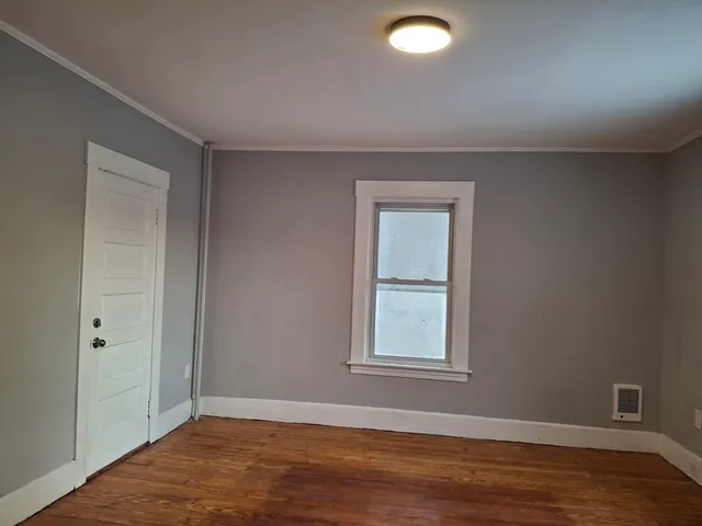 $2,500 | 14-18 Florence Street, Unit 1, Leominster, MA 01453