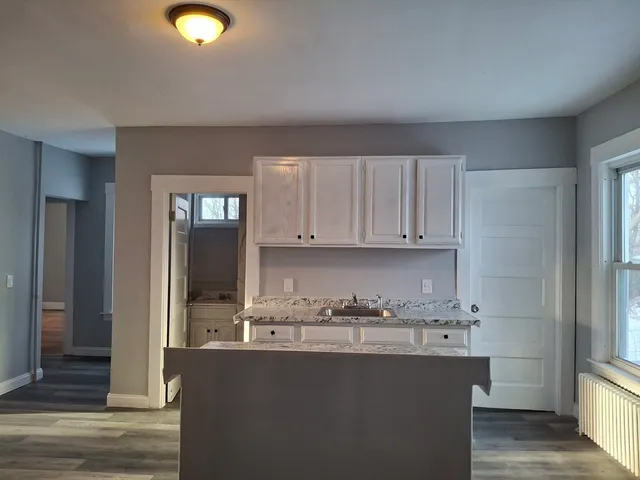 $2,500 | 14-18 Florence Street, Unit 1, Leominster, MA 01453