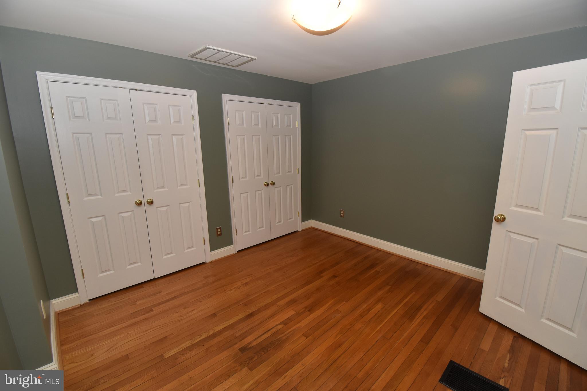 2901 Meadow View Road Falls Church, VA 22042 - Photo 17 of 43 Bedroom 2