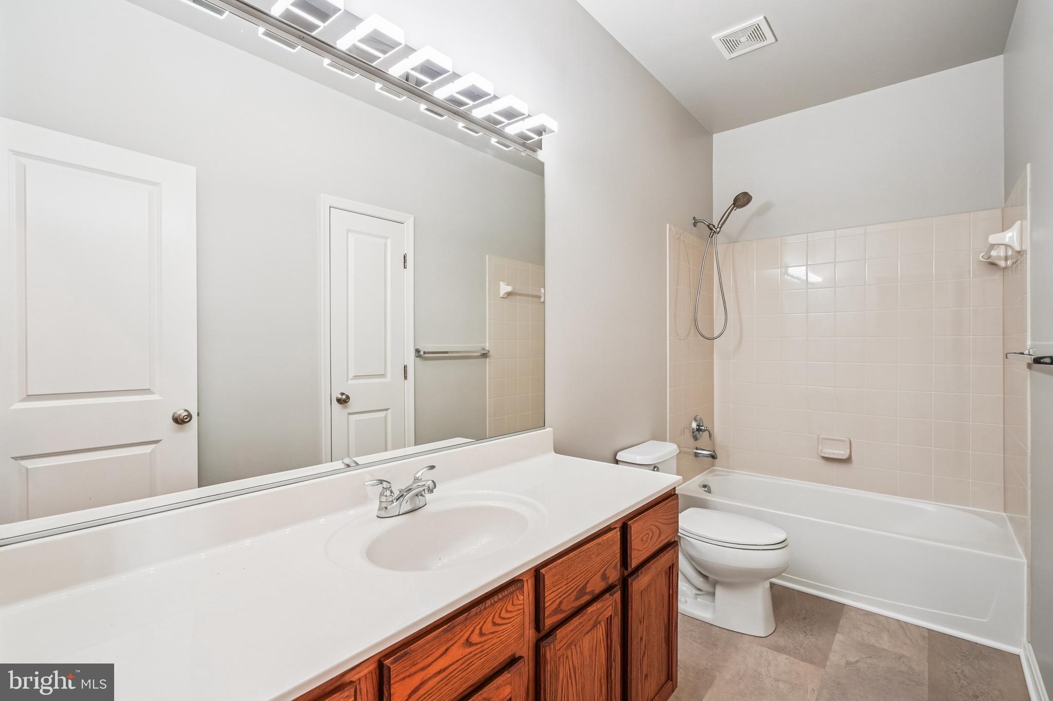 9096 Ribbon Falls Loop Bristow, VA 20136 - Photo 15 of 23 Gallery Image 15