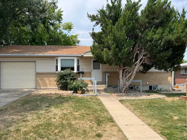 $465,000 | 7025 West 62nd Avenue, Arvada, CO 80003