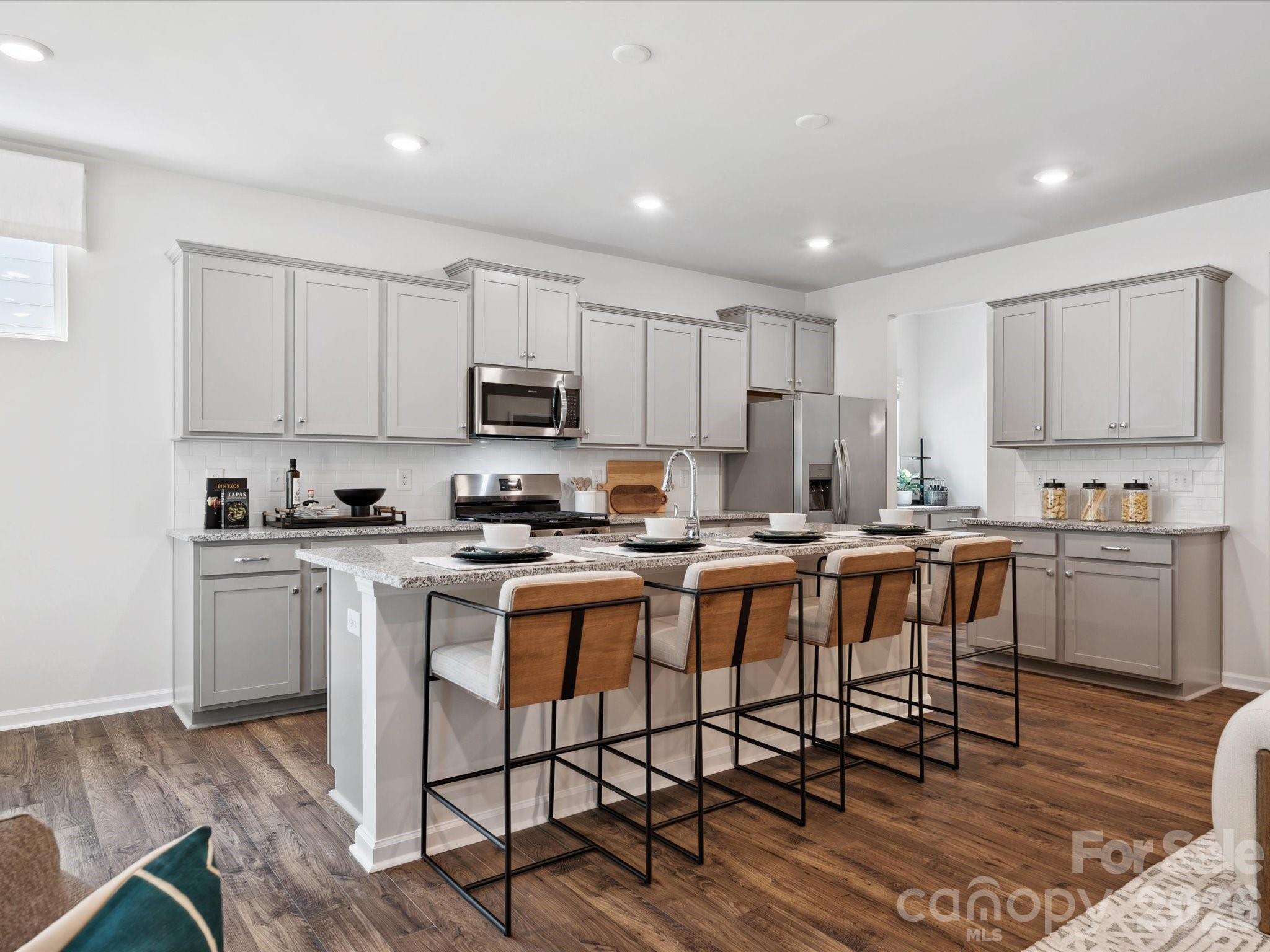 1077 Mapletree Lane Matthews, NC 28104 - Photo 3 of 12