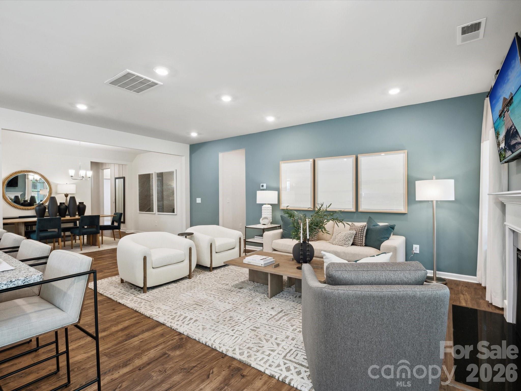 1077 Mapletree Lane Matthews, NC 28104 - Photo 4 of 12