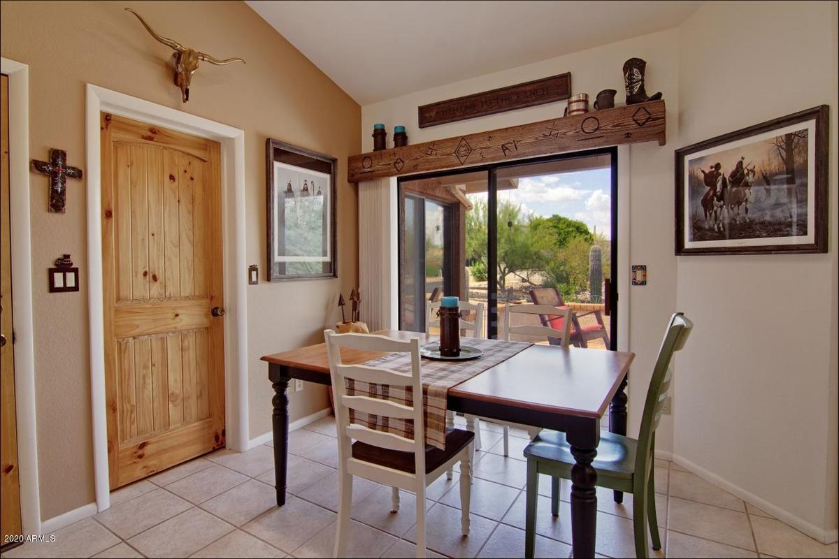 18442 Stirrup Lane Rio Verde, AZ 85263 - Photo 16 of 34 Dining area