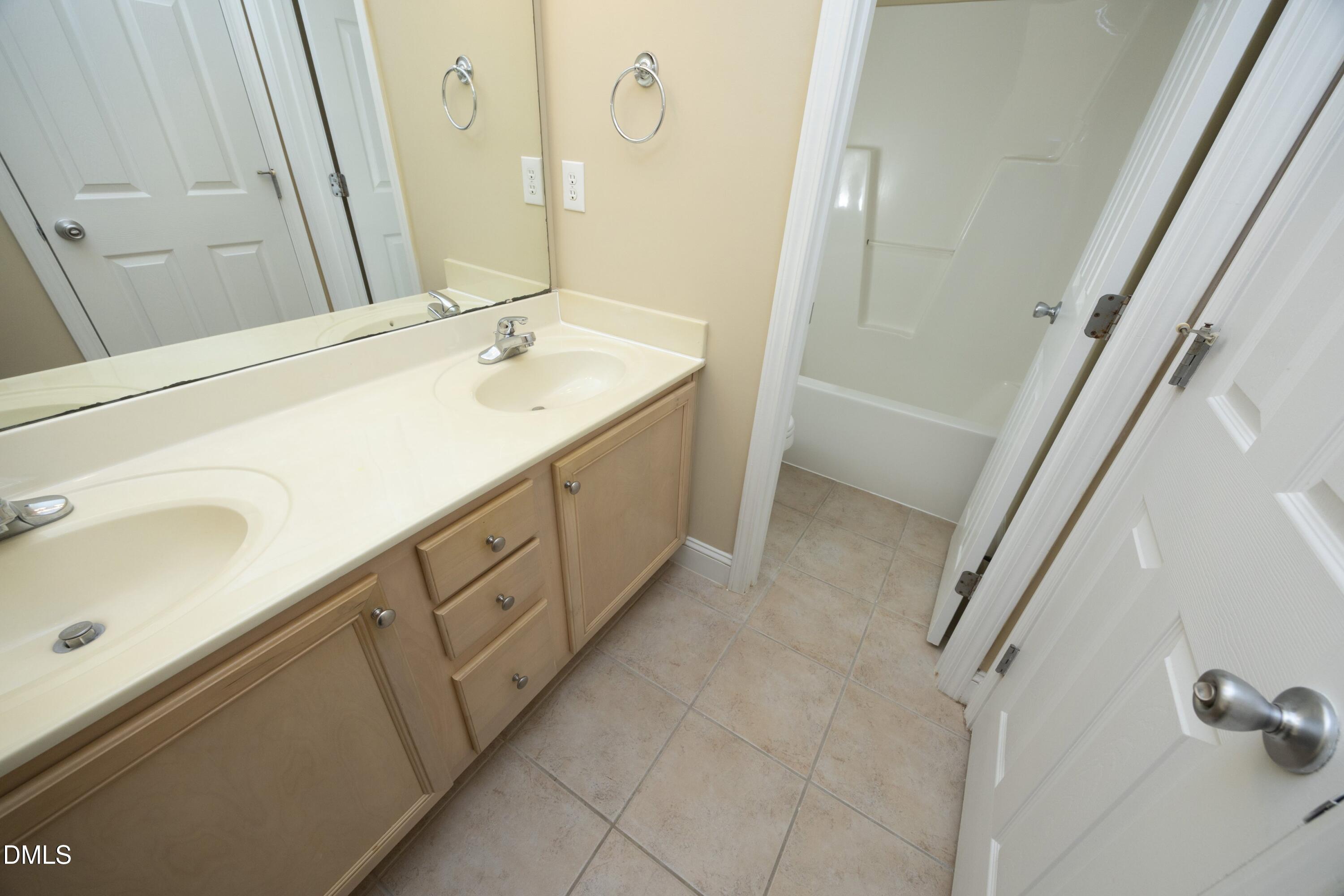 3208 Rockford Road Durham, NC 27713 - Photo 24 of 37 3208 Rockford 3RD Full Bath For Second F