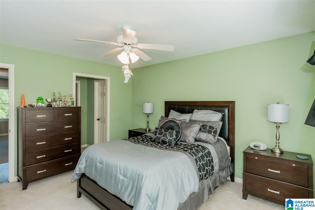 637 Meadow Ridge Drive Birmingham, AL 35242 - Photo 26 of 40