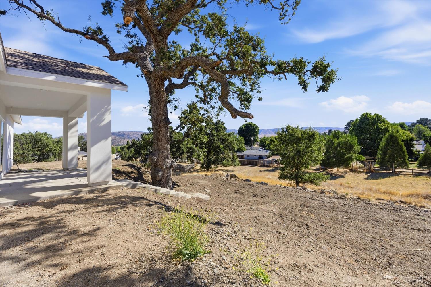 28321 Carry Back Court Tehachapi, CA 93561 - Photo 36 of 41 Gallery Image 36