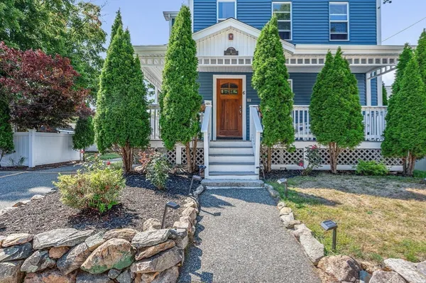 $569,900 | 6 Nelly Street, Unit 1, Wakefield, MA 01880