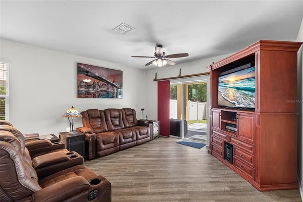 $575,000 | 5946 81st Avenue, Pinellas Park, FL 33781