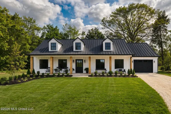 $425,000 | 339 Mossy Oak Drive, Courtland, MS 38620