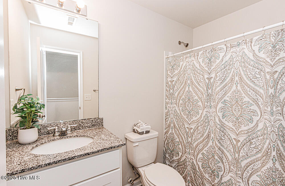 1229 Fescue Road Rocky Mount, NC 27801 - Photo 11 of 16 Granite vanity!