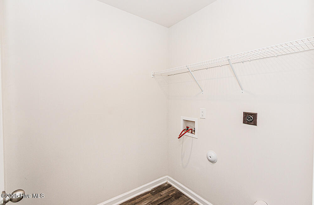 1229 Fescue Road Rocky Mount, NC 27801 - Photo 14 of 16 Laundry Room