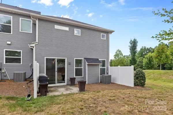 $424,000 | 5860 Clan MacLaine Drive, Charlotte, NC 28278