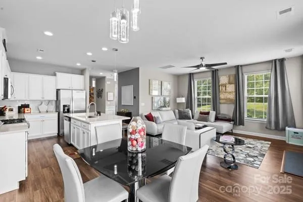 $424,000 | 5860 Clan MacLaine Drive, Charlotte, NC 28278