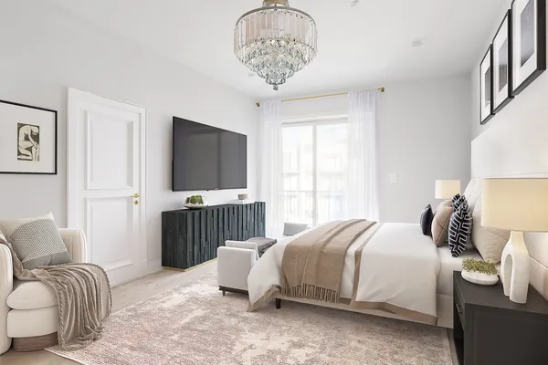 $1,150,000 | 2923 North Southport Avenue, Unit 2, Chicago, IL 60657