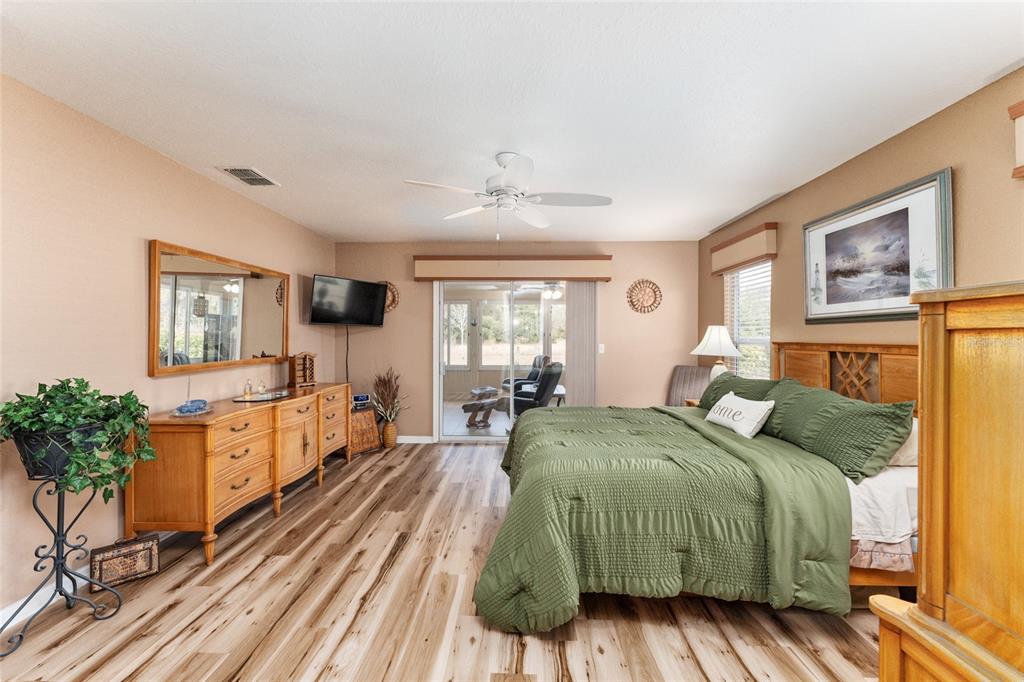 9910 Southeast 138th Loop Summerfield, FL 34491 - Photo 23 of 69