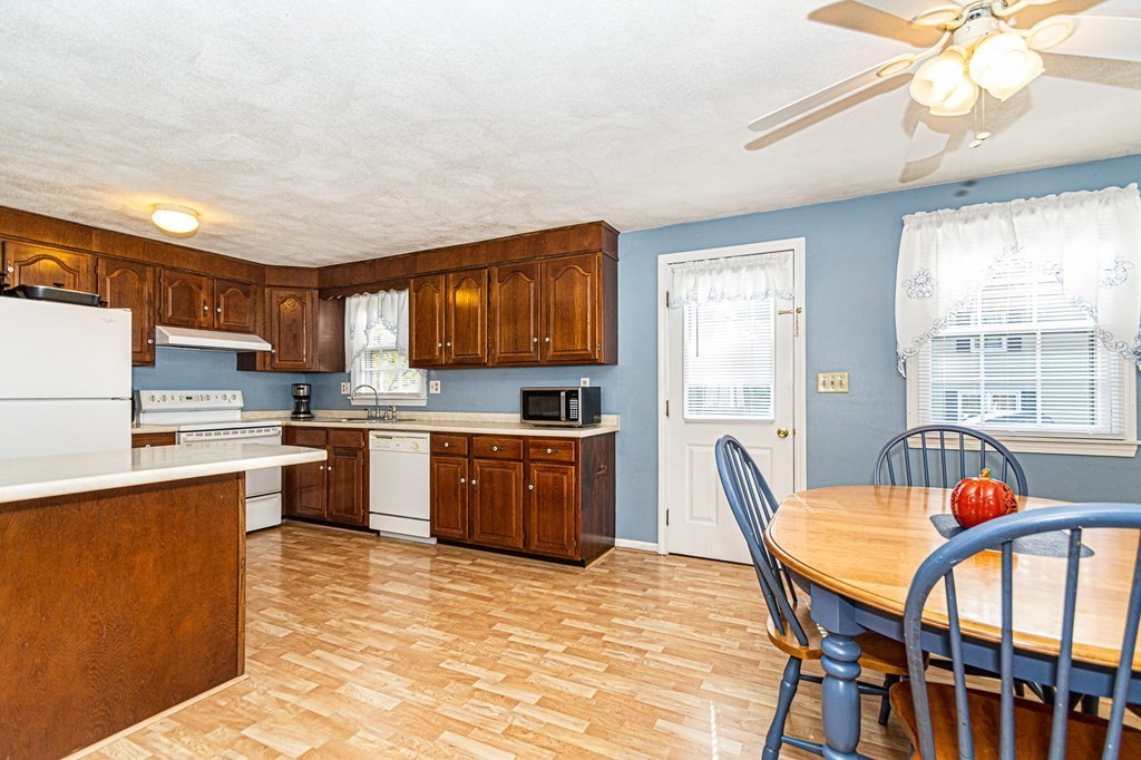 30 Oregon Road Tewksbury, MA 01876 - Photo 12 of 41 Gallery Image 12