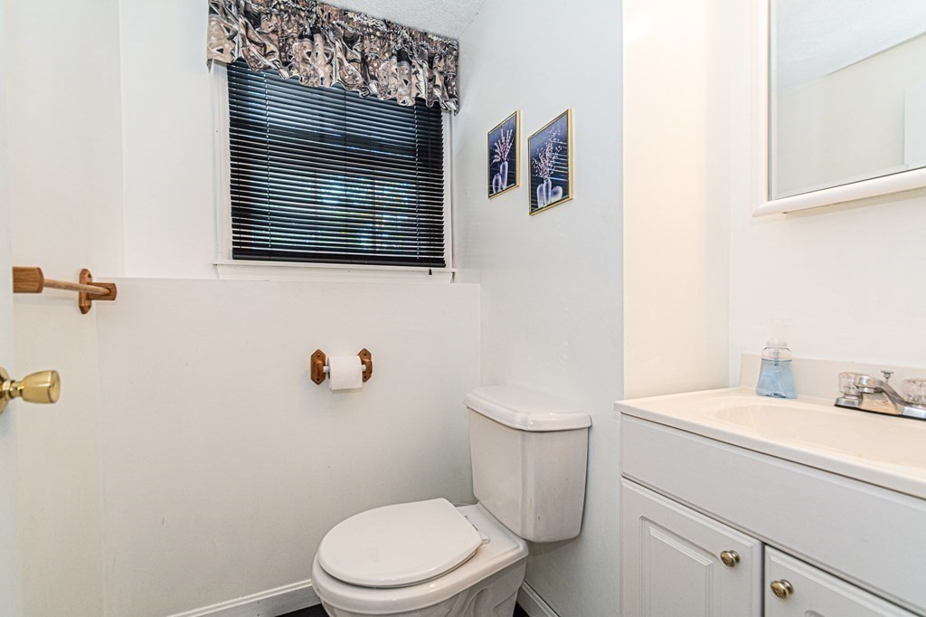 30 Oregon Road Tewksbury, MA 01876 - Photo 29 of 41 Gallery Image 29
