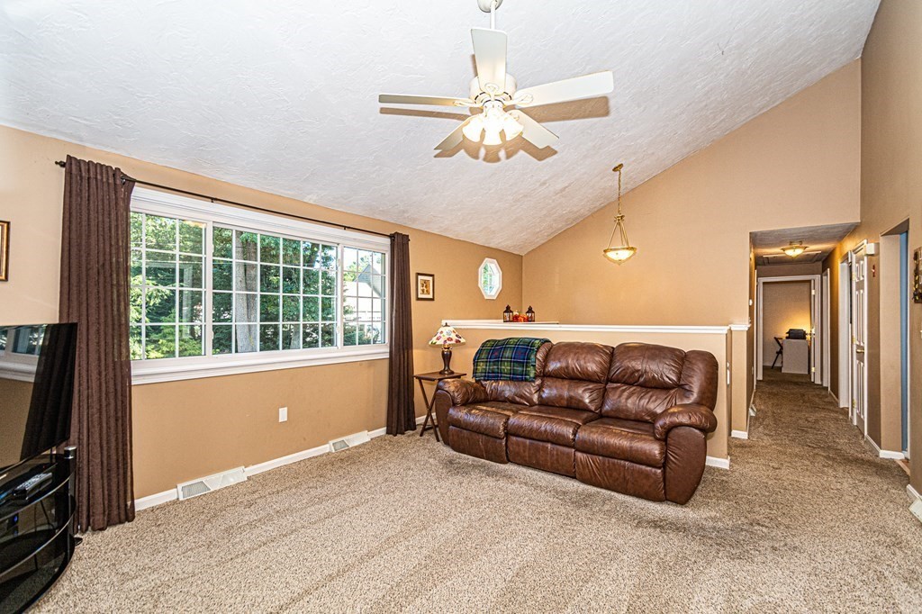 30 Oregon Road Tewksbury, MA 01876 - Photo 4 of 41 Gallery Image 4