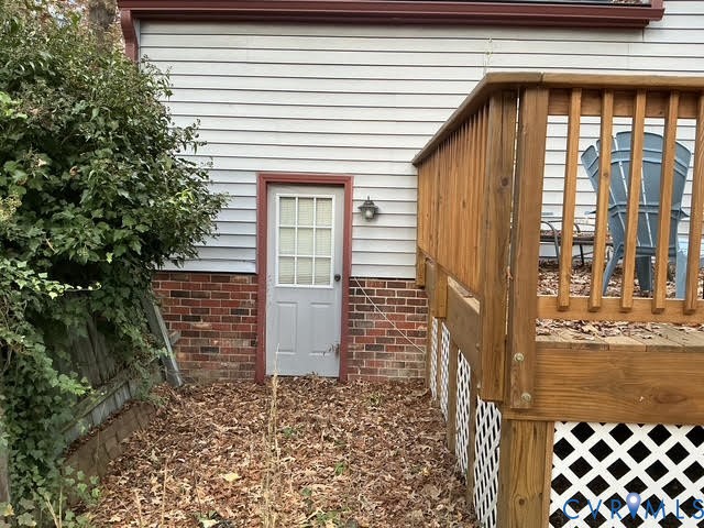 9525 Alfaree Road Richmond, VA 23237 - Photo 8 of 20 View of exterior entry