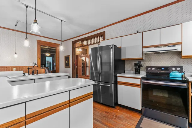 $519,900 | 515 Keyes Street, Menasha, WI 54952