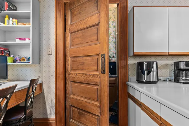 $519,900 | 515 Keyes Street, Menasha, WI 54952