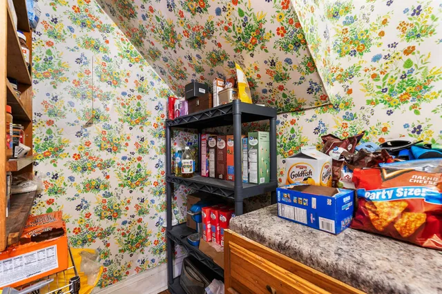 $519,900 | 515 Keyes Street, Menasha, WI 54952