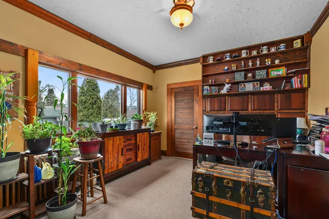 $519,900 | 515 Keyes Street, Menasha, WI 54952