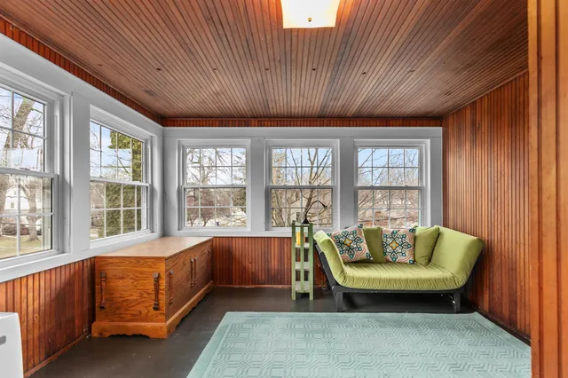 $519,900 | 515 Keyes Street, Menasha, WI 54952