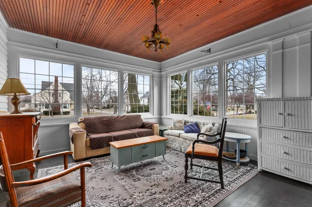 $519,900 | 515 Keyes Street, Menasha, WI 54952