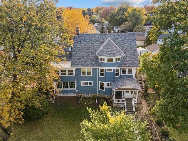 $519,900 | 515 Keyes Street, Menasha, WI 54952