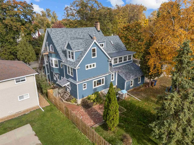 $519,900 | 515 Keyes Street, Menasha, WI 54952