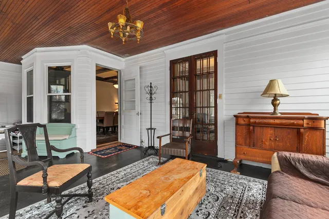 $519,900 | 515 Keyes Street, Menasha, WI 54952