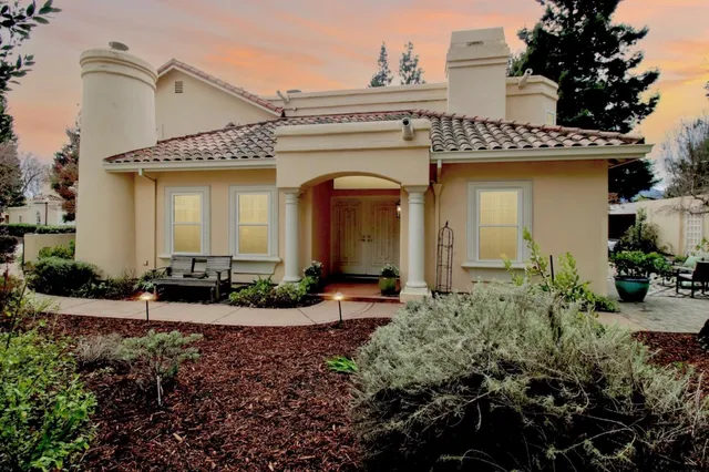 $2,149,000 | 800 Rebecca Privada, Mountain View, CA 94040