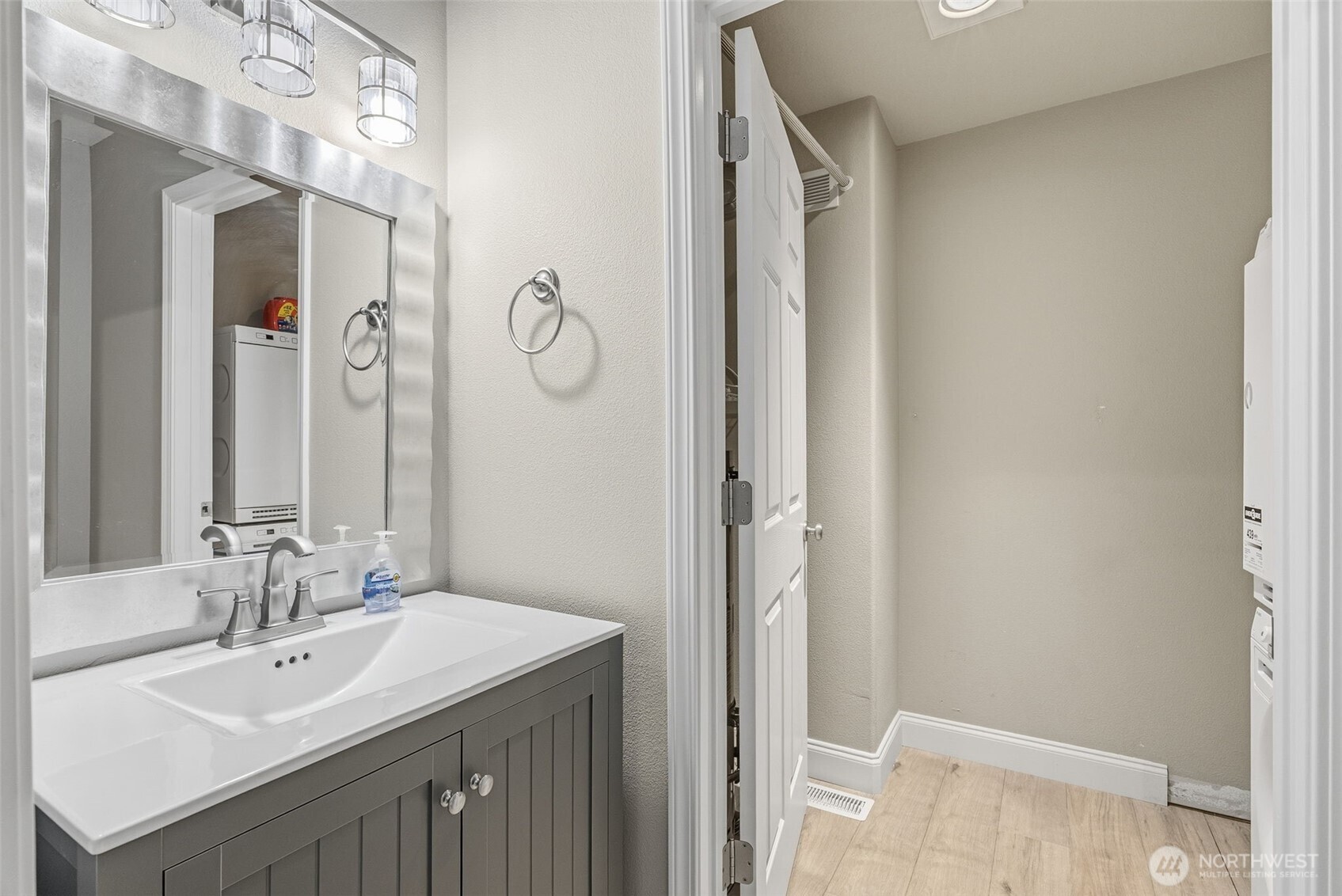722 Northwest Meadow Ridge Lane Camas, WA 98607 - Photo 14 of 34