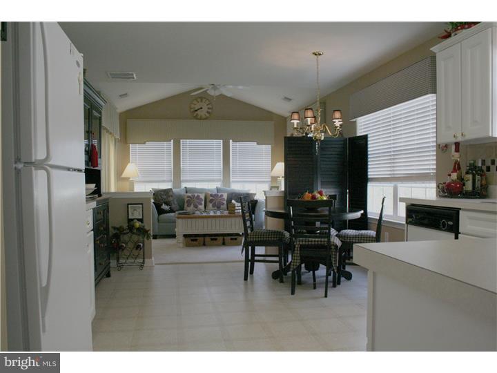 147 Somerfield Road Woolwich Township, NJ 08085 - Photo 5 of 18 Kitchen