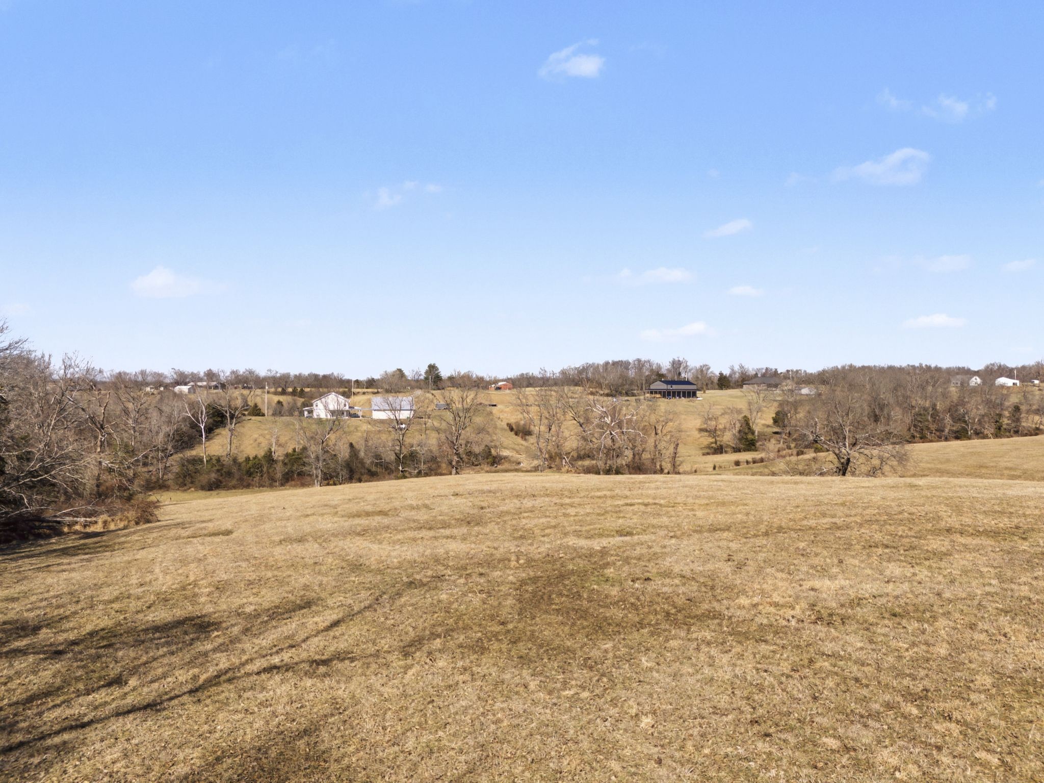 1528 Fairfield Road Westmoreland, TN 37186 - Photo 29 of 35 a view of an ocean beach and mountain