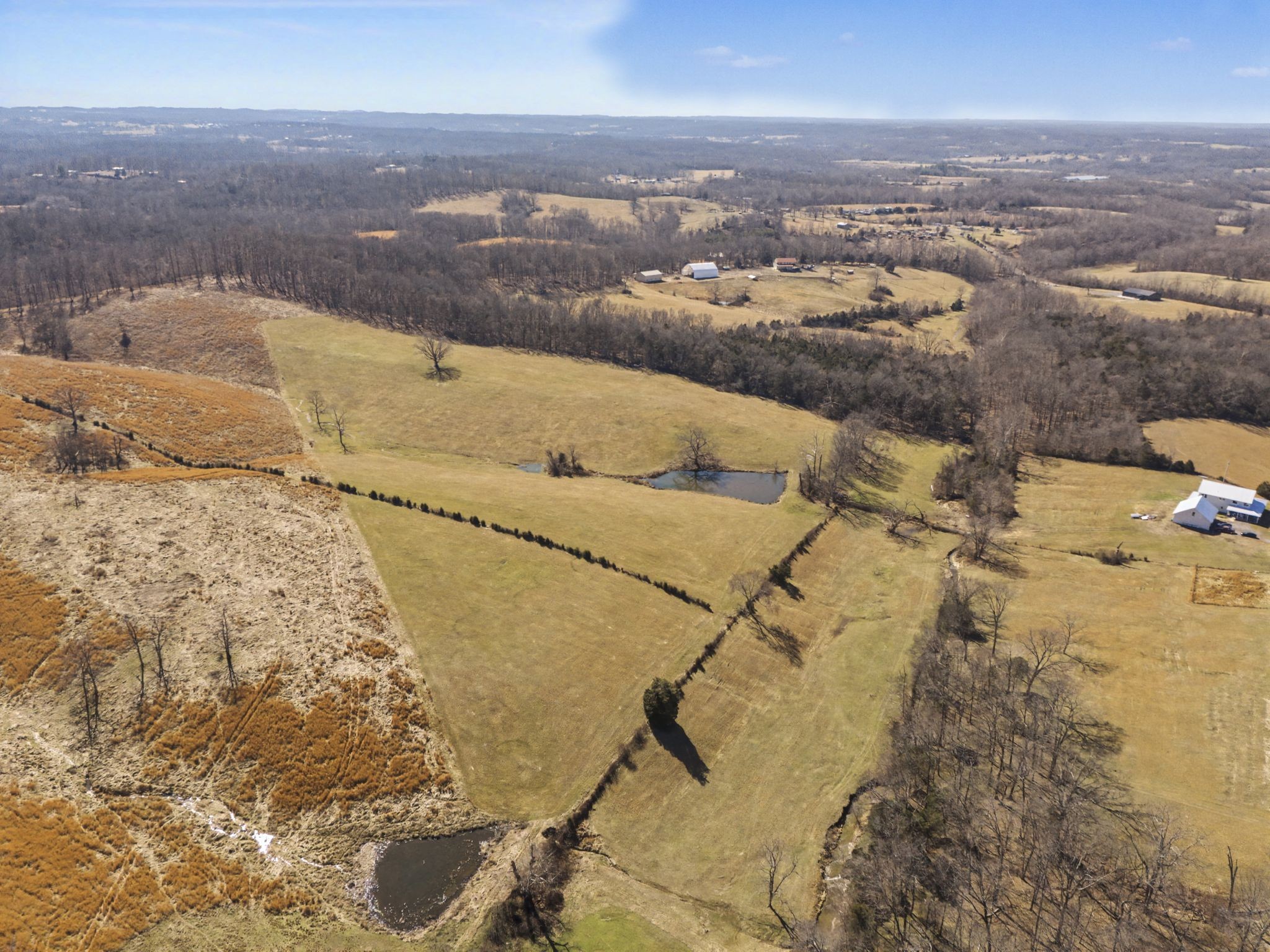 1528 Fairfield Road Westmoreland, TN 37186 - Photo 10 of 35 a view of beach and ocean