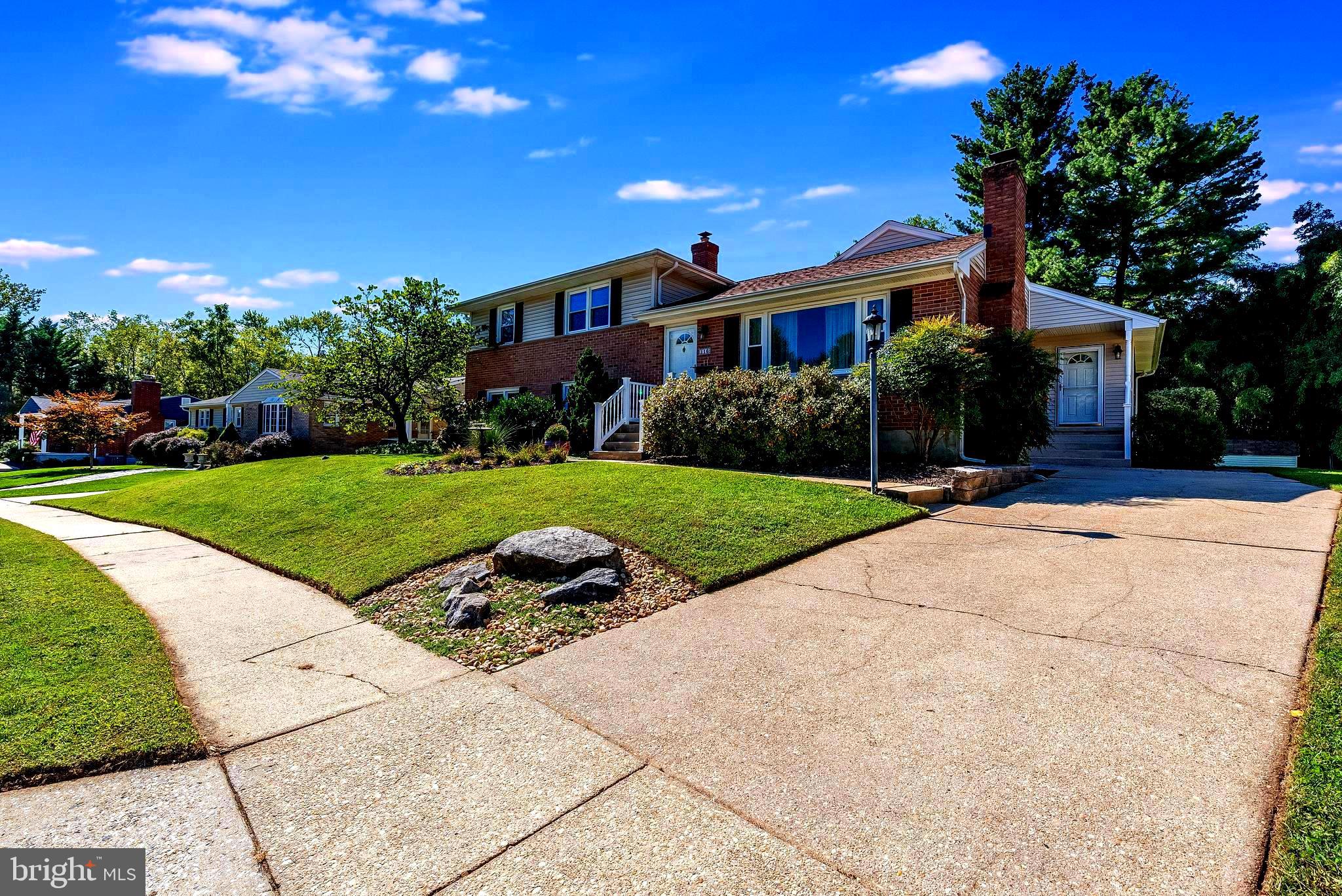 116 Hollowbrook Road Lutherville-Timonium, MD 21093 - Photo 2 of 38 Front