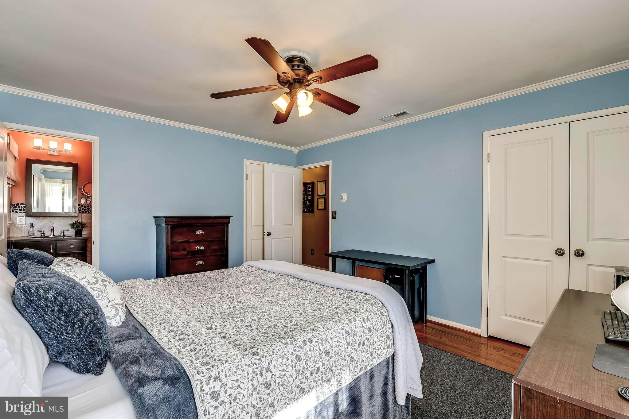 116 Hollowbrook Road Lutherville-Timonium, MD 21093 - Photo 21 of 38 1st Master suite