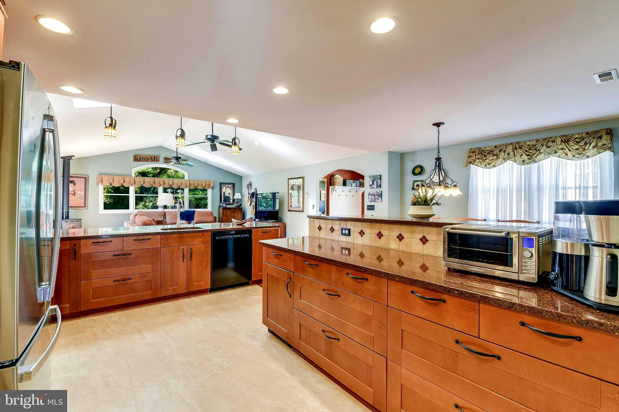 116 Hollowbrook Road Lutherville-Timonium, MD 21093 - Photo 10 of 38 Beautiful wood cabinets and granite counters