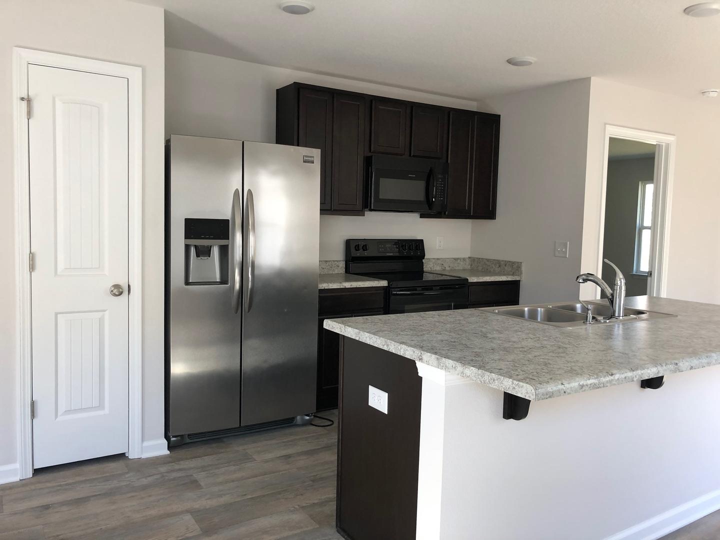 647 Earl Godwin Road Freeport, FL 32439 - Photo 4 of 13 large