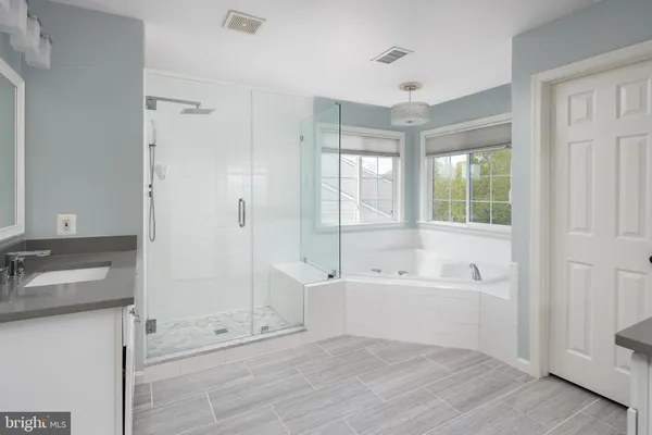 $975,000 | 7658 Bexhill Court, Gainesville, VA 20155