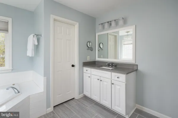 $975,000 | 7658 Bexhill Court, Gainesville, VA 20155