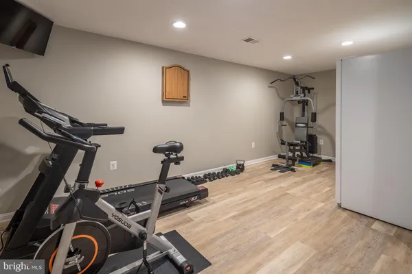 $975,000 | 7658 Bexhill Court, Gainesville, VA 20155