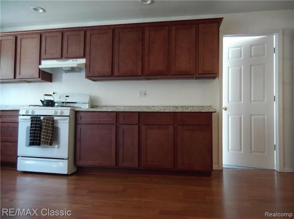 21341 Haggerty Road Belleville, MI 48111 - Photo 9 of 62