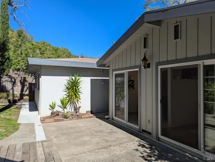 $1,149,000 | 309 Oak Manor Drive, Fairfax, CA 94930